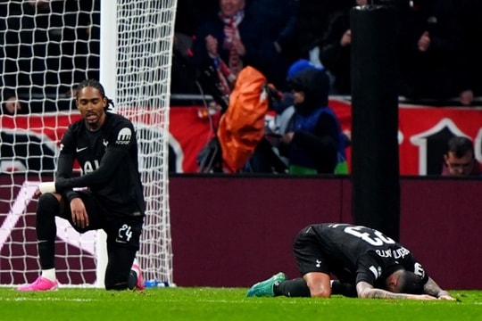 Atletico Madrid 5-2 Tottenham: Thảm kịch của Kinsky và dấu chấm hết cho Igor Tudor