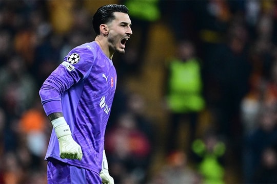 Ugurcan Cakir rực sáng giúp Galatasaray hạ Liverpool: Lời đáp trả đanh thép cho Arne Slot