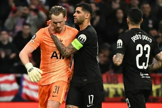 Vụ thay Kinsky phút 17: Bi kịch của Tottenham và sự sụp đổ của Igor Tudor