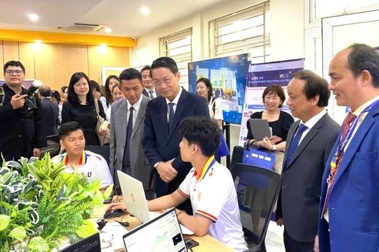 Tăng lực đẩy phát triển công nghệ tài chính: Để trở thành điểm đến Fintech