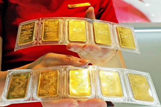 Giá vàng chiều nay 12/3/2026: Giá vàng SJC, giá vàng 24k 9999, vàng thế giới