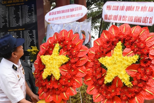 Cựu binh Trường Sa dâng hương tưởng niệm liệt sĩ Gạc Ma tại Đà Nẵng