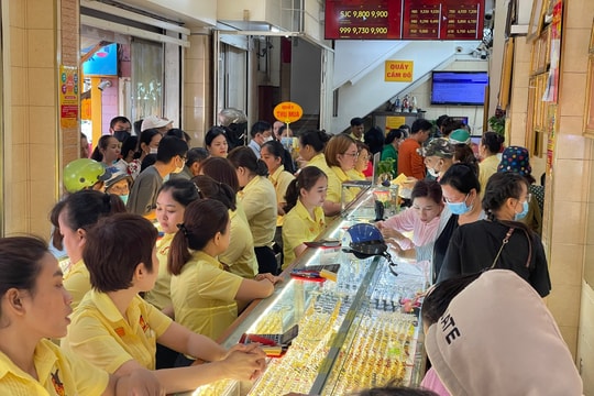 Giá vàng chiều nay 15/3/2026: Giá vàng SJC, giá vàng 24k 9999, vàng thế giới