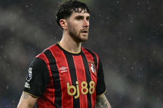 Man Utd nhắm Marcos Senesi: Thương vụ 0 đồng đầy toan tính của Michael Carrick
