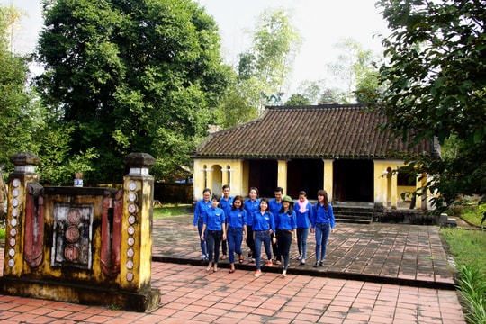 Mái đình xứ Quảng