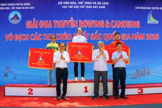 Đà Nẵng giành 14 huy chương tại giải đua thuyền Canoeing quốc gia