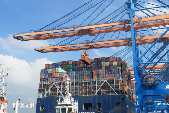Thủ tướng chỉ đạo đẩy mạnh xuất khẩu, mở rộng thị trường trong năm 2026