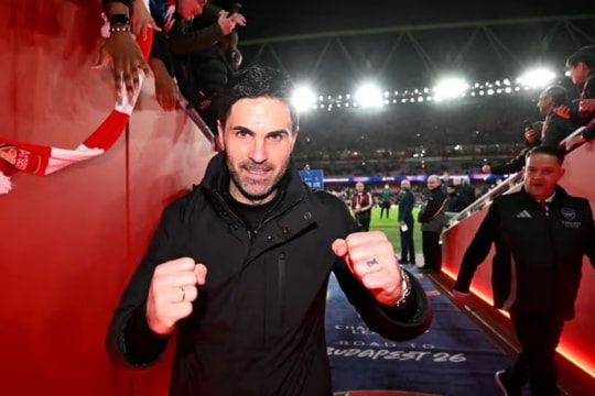 Arsenal hạ gục Leverkusen 2-0: Eze và Rice đưa Pháo thủ vào tứ kết Champions League