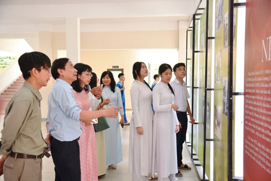Chuỗi hoạt động kỷ niệm 100 năm ngày mất nhà yêu nước Phan Châu Trinh: Bồi đắp niềm tự hào cho thế hệ trẻ