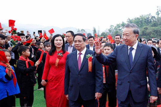 Tổng Bí thư: Đưa trường phổ thông nội trú thành "cột mốc mềm" về giáo dục vùng biên