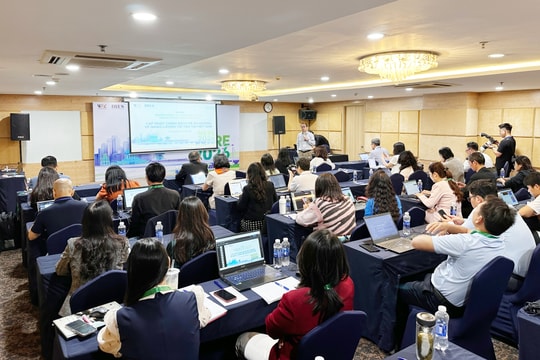 Khai mạc hội thảo truyền thông năng lượng tái tạo hướng đến Net Zero 2026