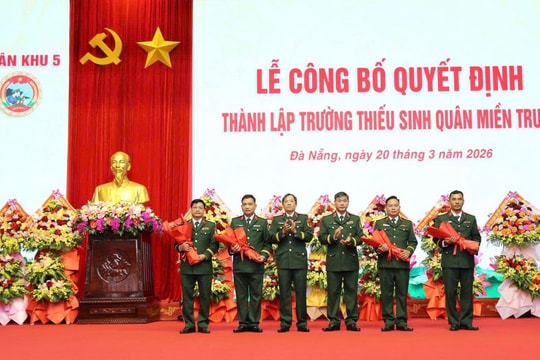 Công bố quyết định thành lập Trường Thiếu sinh quân miền Trung
