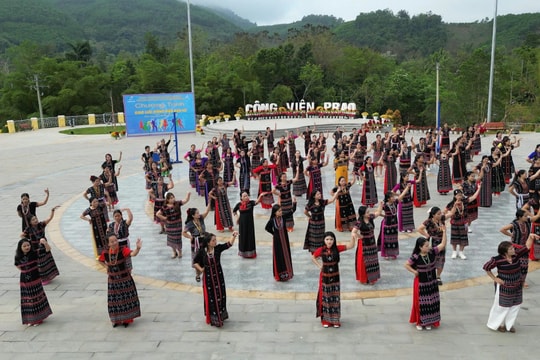 Nhịp dân vũ giữa bản làng