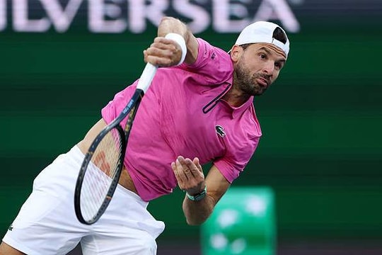 Miami Open: Tsitsipas tiến vào vòng 2, Dimitrov gác vợt sau trận chiến 3 set căng thẳng