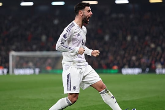 Chấm điểm Bournemouth vs Man United: Bruno Fernandes rực sáng, Harry Maguire nhận thẻ đỏ