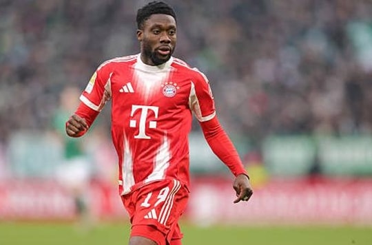 Chuyển nhượng 21/3: MU nhắm Alphonso Davies, Arsenal quyết đấu Barca vì Rashford