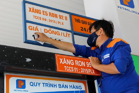 Chính phủ quy định điều chỉnh giá xăng dầu ngay sau 1 ngày nếu giá cơ sở tăng từ 15%