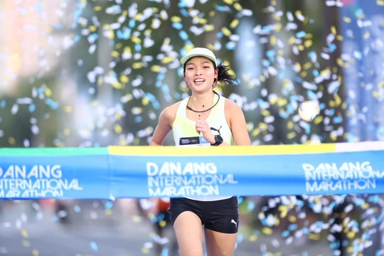 Nữ vận động viên Việt Nam về Nhất cuộc thi Marathon quốc tế Đà Nẵng 2026