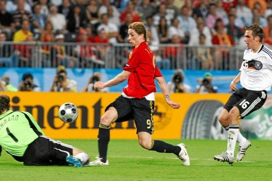Fernando Torres và bàn thắng vàng EURO 2008: Nhát kiếm xé toạc kỷ luật thép của người Đức