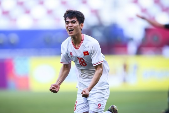 Tuyển Việt Nam nhắm top 100 FIFA: Khuất Văn Khang quyết tâm hạ Bangladesh và Malaysia
