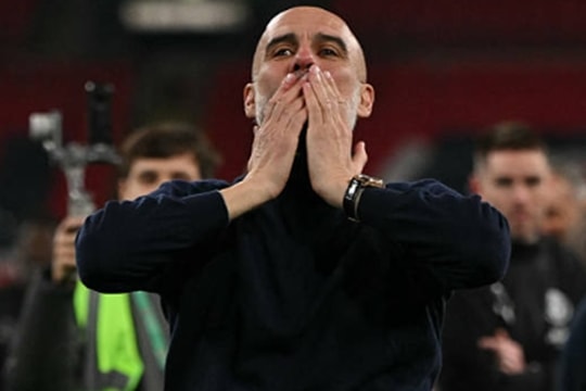 Man City hạ Arsenal 2-0: Pep Guardiola lập kỷ lục vô tiền khoáng hậu tại Wembley