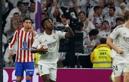 Real Madrid hạ Atletico 3-2: Vinicius phá dớp, Arbeloa đi vào lịch sử derby