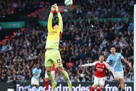 Chấm điểm Arsenal chung kết Carabao Cup: Kepa gây thất vọng, Saliba đơn độc trước Man City