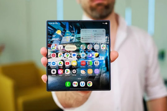 Galaxy Z Fold8 rò rỉ cấu hình mạnh mẽ với camera 200MP và chip Snapdragon mới