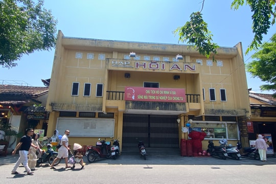 Tái thiết cơ sở điện ảnh phía Nam