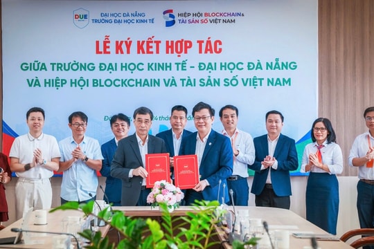 Trang bị kiến thức tài chính số cho sinh viên Đà Nẵng