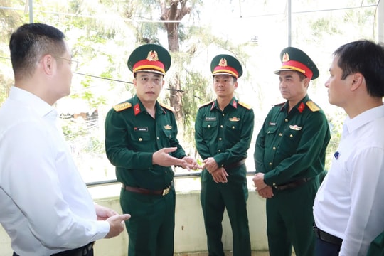 Lãnh đạo Bộ Chỉ huy Quân sự Đà Nẵng kiểm tra công tác quốc phòng tại phường An Khê