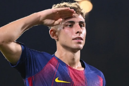 MU sẵn sàng chi 100 triệu euro cho Fermin Lopez, đại chiến Man City giành Tonali