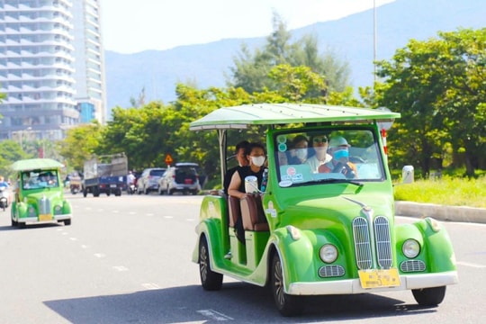 Xe điện du lịch và yêu cầu bảo đảm an toàn trong đô thị