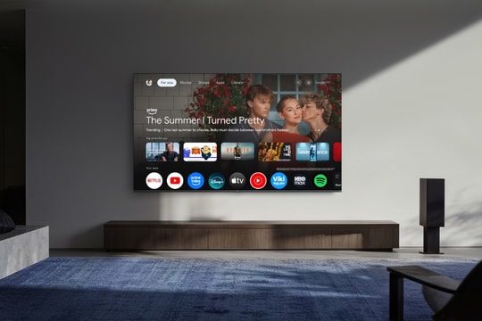 Xiaomi trình làng dải TV S Mini LED 2026 và robot hút bụi H50 tại Việt Nam