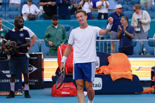 Jiri Lehecka hạ gục Martin Landaluce, thẳng tiến vào bán kết Miami Open 2026