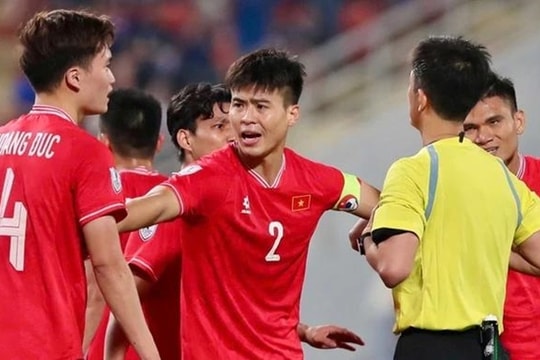 Duy Mạnh tiếp tục giữ băng thủ quân đội tuyển Việt Nam dưới thời HLV Kim Sang-sik