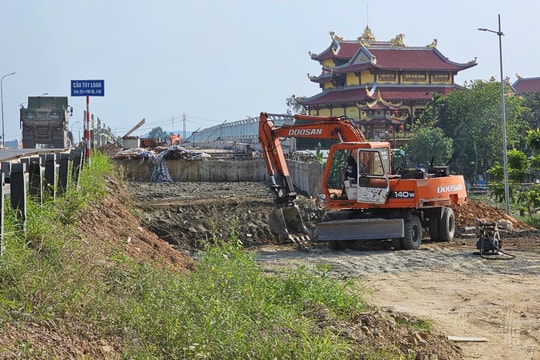 Khởi sắc thu hút đầu tư