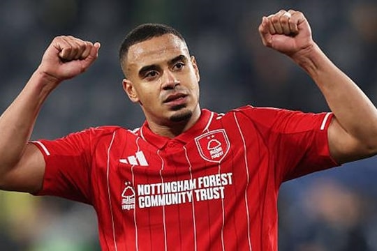 Liverpool chi 92 triệu euro tìm người kế nhiệm Van Dijk, Man Utd săn bộ đôi Real Madrid