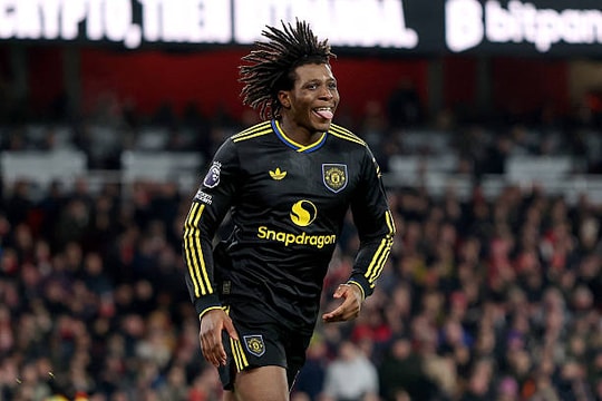 Patrick Dorgu trở lại tập luyện: Man Utd lỡ kế hoạch tiết kiệm hàng triệu bảng