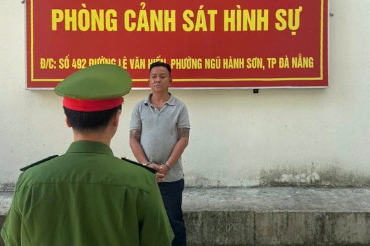 Bắt tạm giam đối tượng tổ chức giải đấu poker trái phép