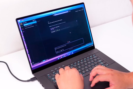 Xu hướng laptop gaming AI mỏng nhẹ 2026: Khi sức mạnh Hybrid AI từ NPU và RTX 50 lên ngôi