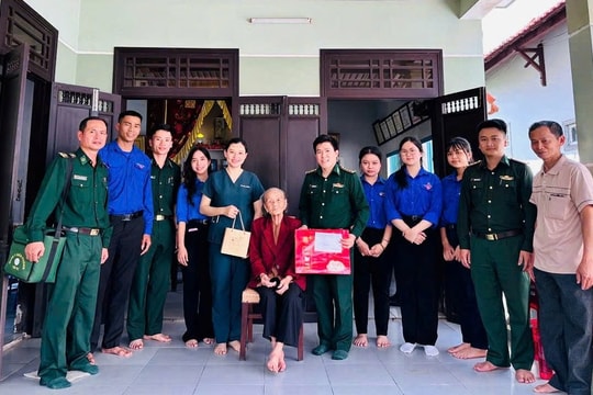Tuổi trẻ Đồn Biên phòng Cửa Đại sôi nổi hoạt động Tháng Thanh niên