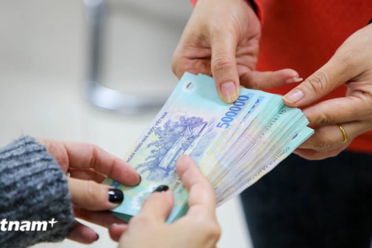 Bộ Nội vụ lấy ý kiến về đề xuất tăng lương cơ sở thêm hơn 8% từ ngày 1/7/2026
