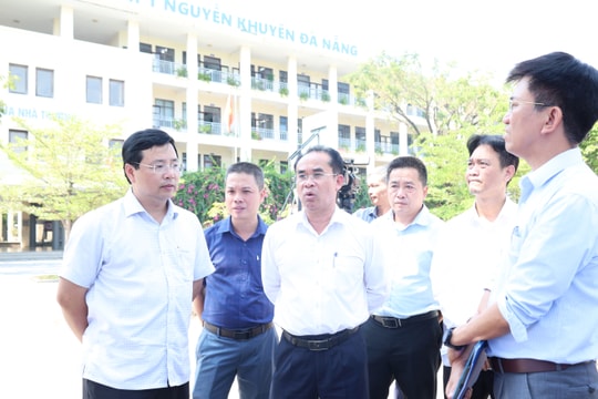 Lãnh đạo thành phố Đà Nẵng kiểm tra các công trình trường học