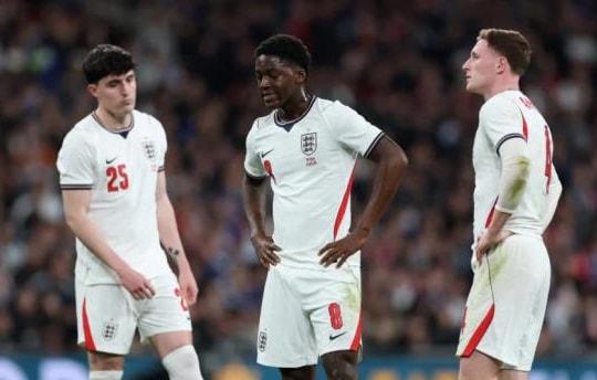 Kobbie Mainoo và Elliot Anderson: Phác họa tương lai trung tuyến Man Utd từ thất bại của tuyển Anh