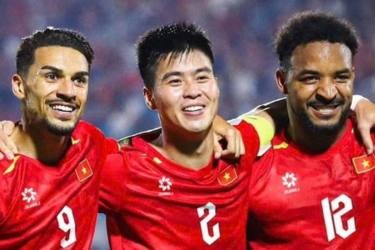 Đội tuyển Việt Nam hạ Malaysia 3-1: Dấu ấn rực rỡ của bộ đôi Xuân Son và Hoàng Hên