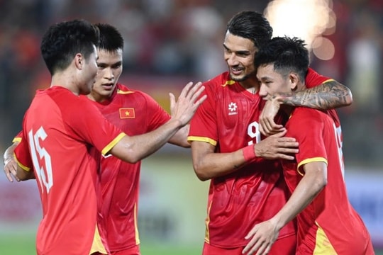 Báo Indonesia ngả mũ trước thành tích 18 điểm tuyệt đối của tuyển Việt Nam