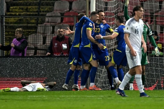 Tuyển Ý lần thứ 3 liên tiếp vắng mặt tại World Cup sau thất bại trước Bosnia