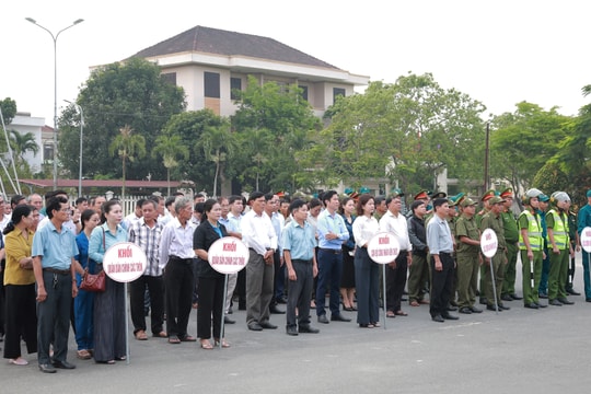 Hòa Vang ra quân lập lại trật tự đô thị và vệ sinh môi trường