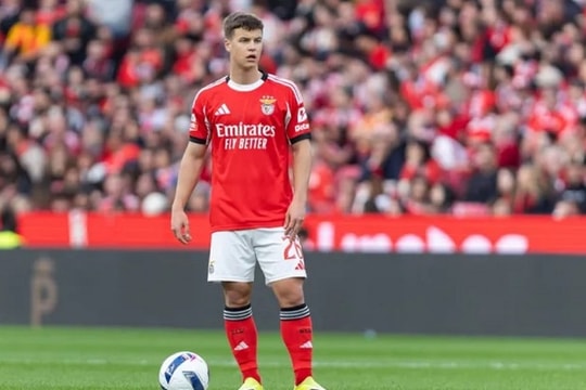 Lý do Man Utd quyết chi 10 triệu bảng chiêu mộ Samuel Dahl sau 10 lần trực tiếp trinh sát